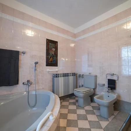 Apartment La Fontana Fiorita 2 Iseo